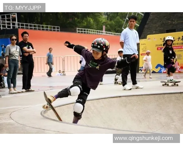 重庆滑板队的拼搏与荣耀极限运动嘉年华的精彩瞬间回顾